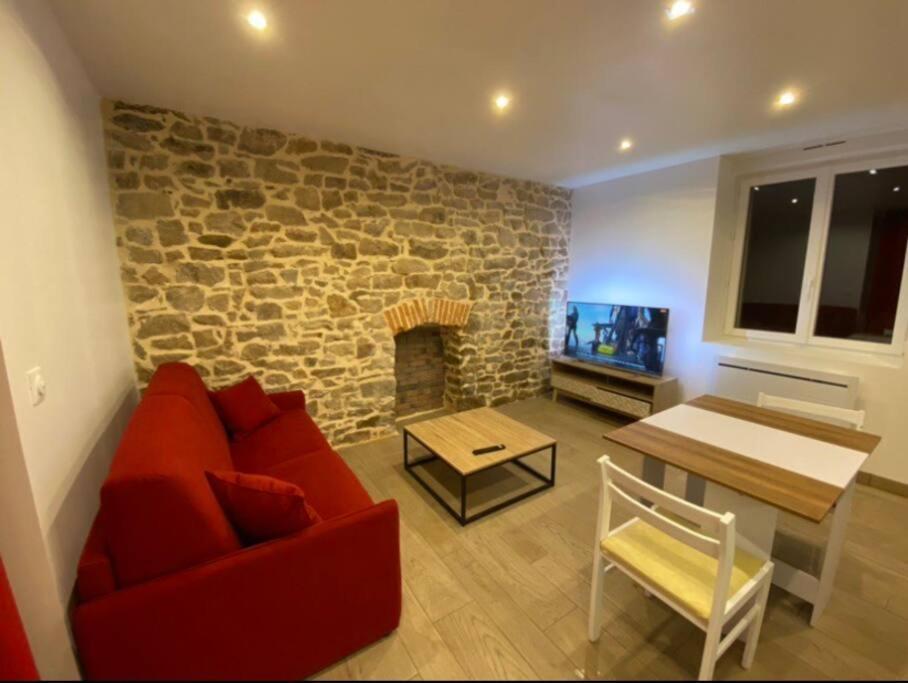 Appartement Avec Terrasse Кимпер Екстериор снимка